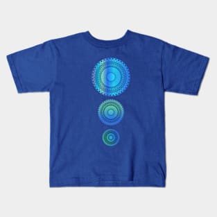 MANDALA ART IN GRADIENT BLUE Kids T-Shirt